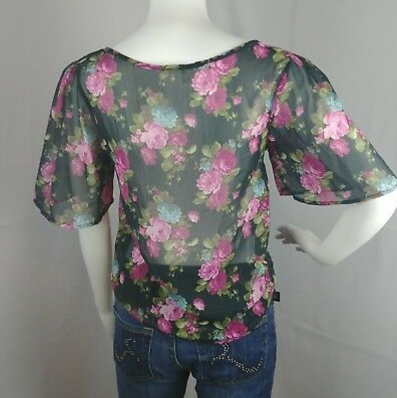 SOLD Kirra Sheer Tie Front Floral V Neck Button Front Short Flutter Sleeve Top - Picture 5 of 9